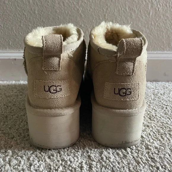 Uggs ultra mini platform boots suede Sand sz 6 - Picture 3 of 6